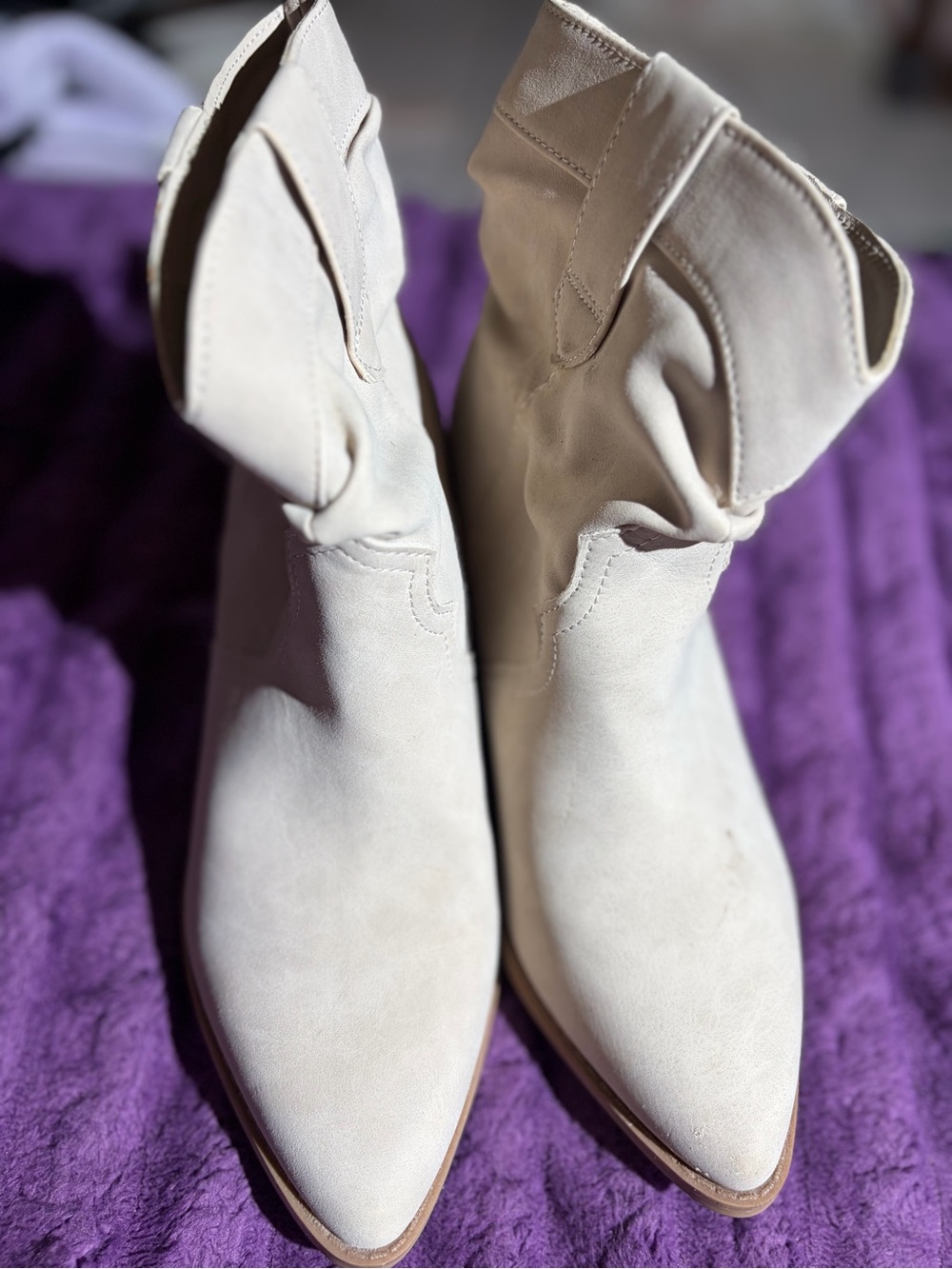Women's Cream Pointed-Toe Western Ankle Boots